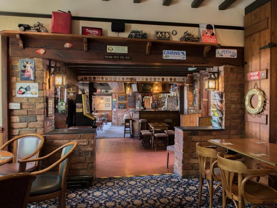 The Olde Peculiar Ξενοδοχείο Rugeley Εξωτερικό φωτογραφία